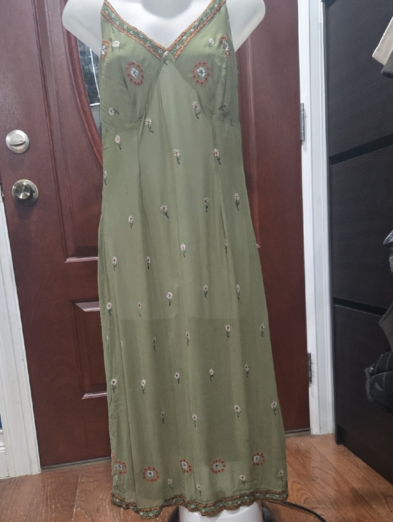 Plenty by Tracy Reese Dresses & Skirts - Embroidered Olive Green Dress - Medium
